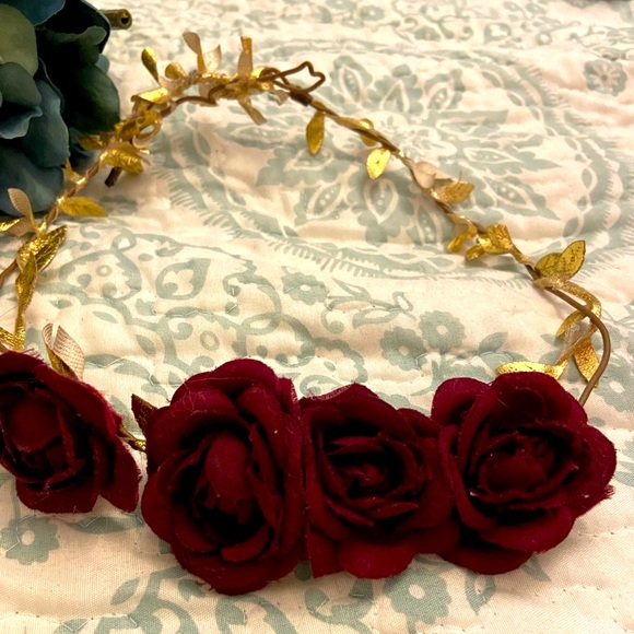 Festival Flower Rose Crown 🌹 - Picture 1 of 2